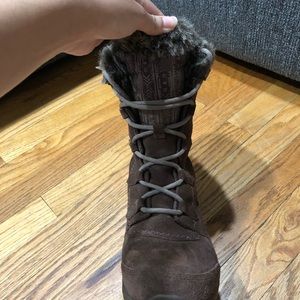The north face. Brown. Size 7. Fluffy winter boots.